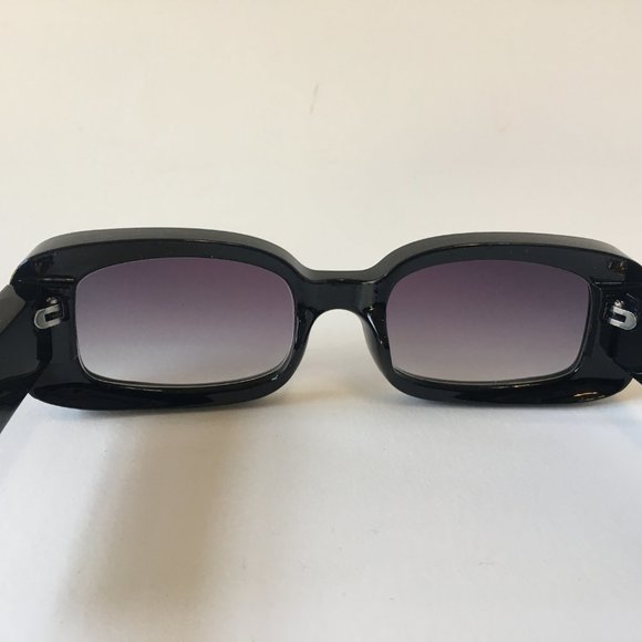 Betbe Women's Sunglasses Black Fashion Polarized Rectangle BE3169 Italy New - Picture 15 of 15